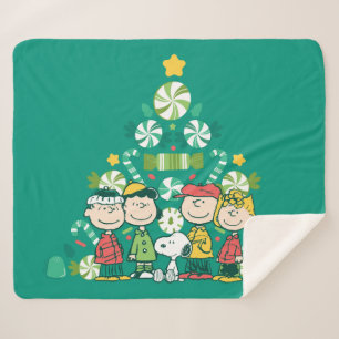Peanuts   Peppermint Christmas Tree Sherpa Blanket