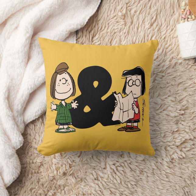 Peanuts | Peppermint Patty & Marcie Cushion (Blanket)