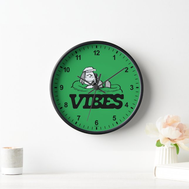 Peanuts | Peppermint Patty Vibes Clock (Home)