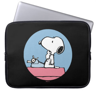 Peanuts   Snoopy at the Typewriter Laptop Sleeve