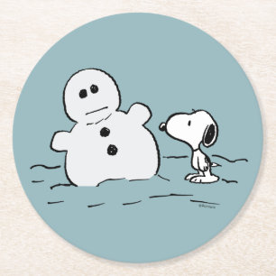 Peanuts Snoopy Builds A Snowman Round Paper Coaster