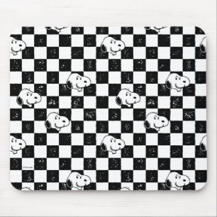 Peanuts   Snoopy Chequered Flag Mouse Mat