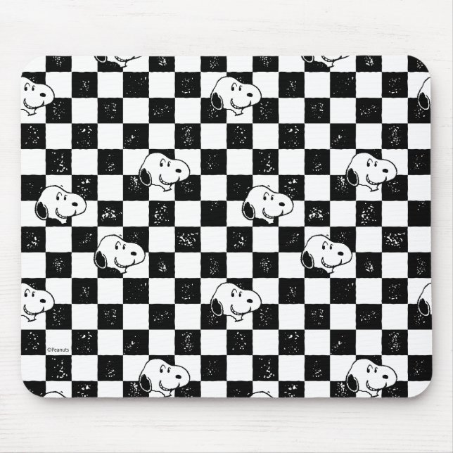 Peanuts | Snoopy Chequered Flag Mouse Mat (Front)