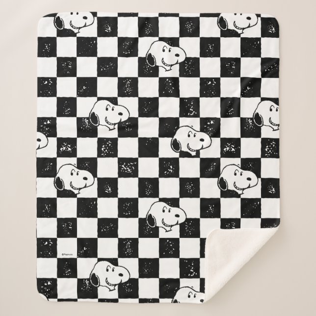Peanuts | Snoopy Chequered Flag Sherpa Blanket (Front)