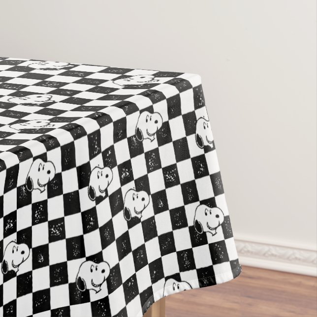 Peanuts | Snoopy Chequered Flag Tablecloth (In Situ)