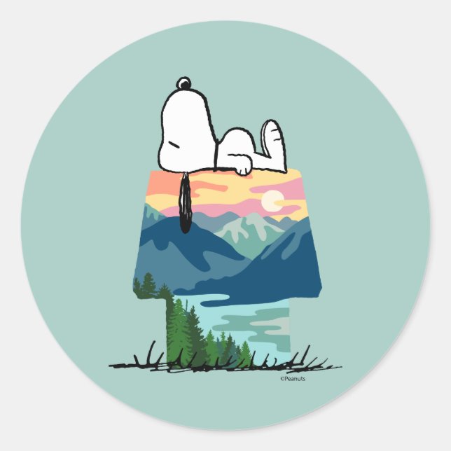 Peanuts | Snoopy Dog House Go Wild Classic Round Sticker (Front)