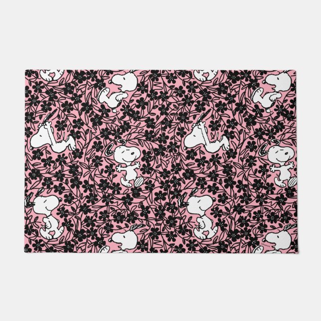 Peanuts | Snoopy Flower Vine Pattern Doormat (Front)