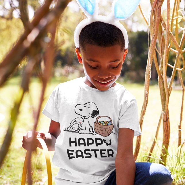 Peanuts | Snoopy Happy Easter T-Shirt (Creator Uploaded)