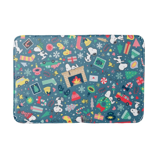 Peanuts | Snoopy Holiday Pattern Bath Mat (Front)