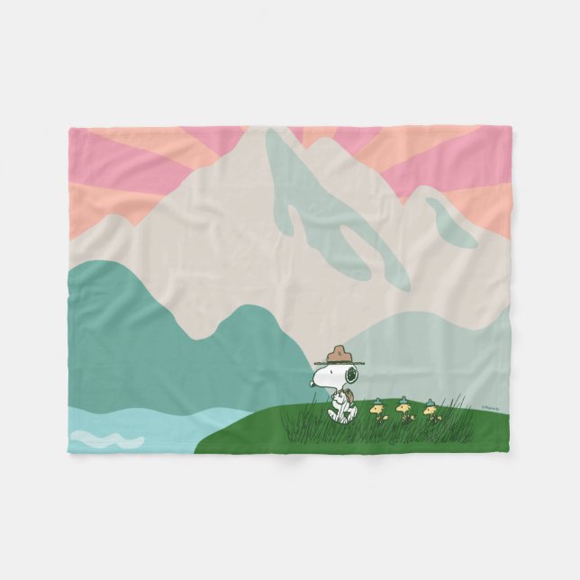 Peanuts | Snoopy Leader of the Pack Fleece Blanket (Front (Horizontal))