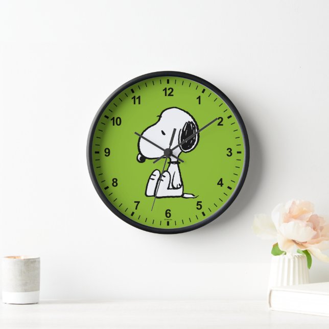 Peanuts | Snoopy Looking Down Clock (Home)