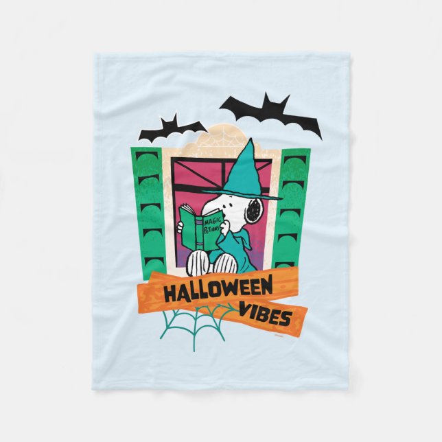 Peanuts Snoopy Magic Potions Halloween Fleece Blanket (Front)