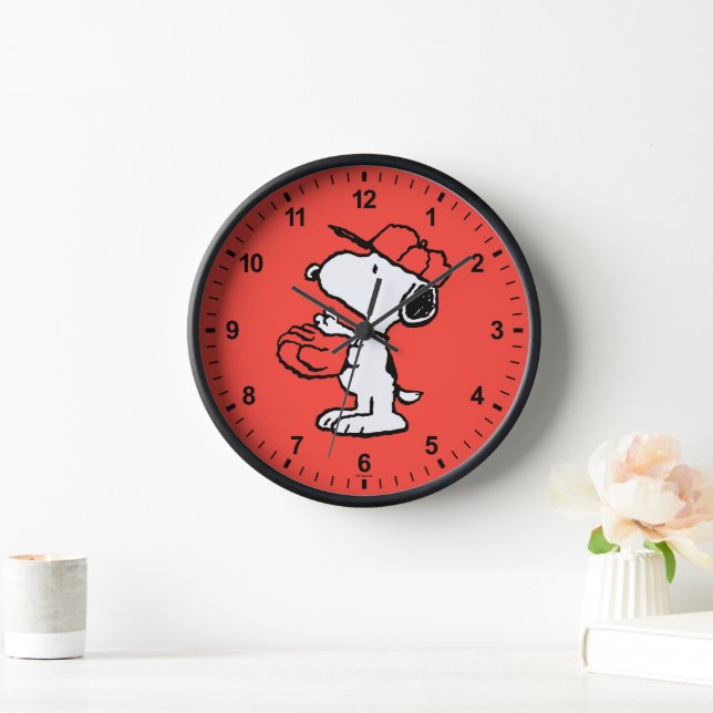 Peanuts | Snoopy Making the Catch Clock (Home)