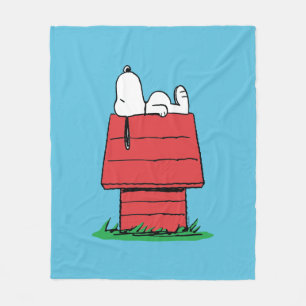 Peanuts   Snoopy Napping Fleece Blanket