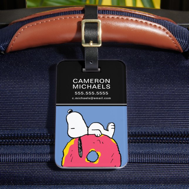 Peanuts | Snoopy Pink Doughnut Luggage Tag (Front Insitu 2)