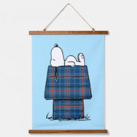 Peanuts | Snoopy Plaid Flannel Holiday Dog House