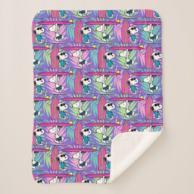 Peanuts | Snoopy Purple Surf Pattern Sherpa Blanket (Front)