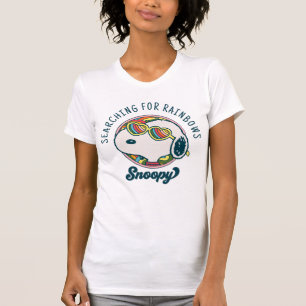 Peanuts   Snoopy Rainbow Heart Sunglasses T-Shirt