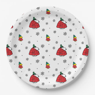 Peanuts   Snoopy Red Puffer Jacket Paper Plate
