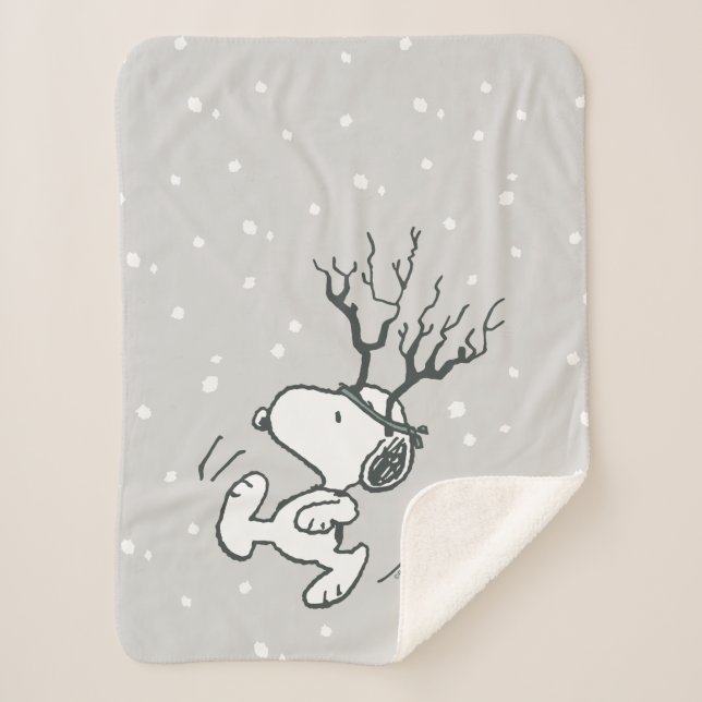 Peanuts | Snoopy Reindeer Sherpa Blanket (Front)