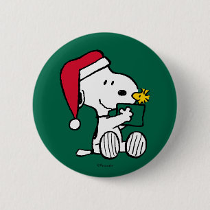 Peanuts   Snoopy Santa & Woodstock Gift 6 Cm Round Badge