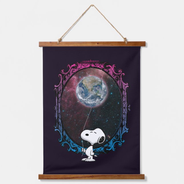 Peanuts | Snoopy Spaced Out Balloon Hanging Tapestry (Front)