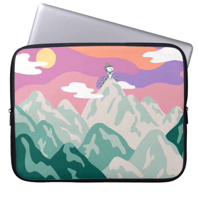Peanuts | Snoopy & Troop Hiking the Mountain Laptop Sleeve (Front)