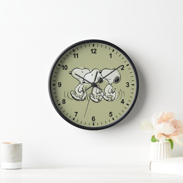 Peanuts | Snoopy Walking Tall Clock (Home)