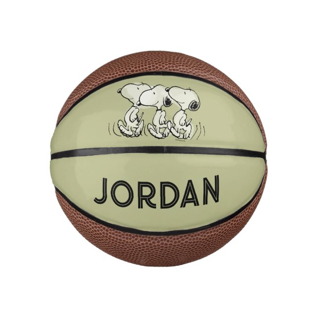 Peanuts | Snoopy Walking Tall Mini Basketball (Front)