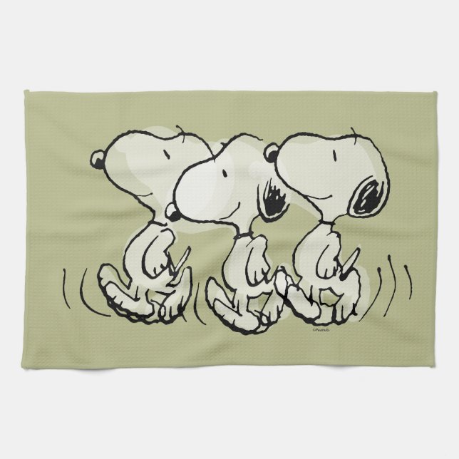 Peanuts | Snoopy Walking Tall Tea Towel (Horizontal)