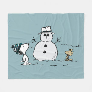 Peanuts   Snoopy & Woodstock Build A Snowman Fleece Blanket
