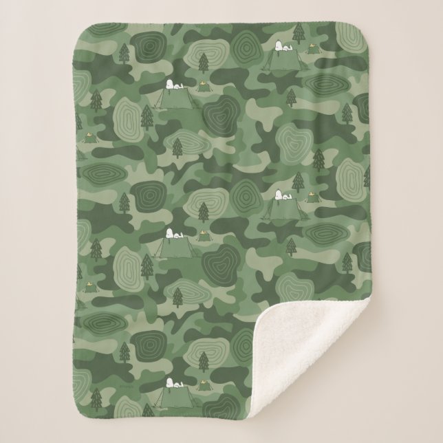Peanuts | Snoopy & Woodstock Camouflage Camp Sherpa Blanket (Front)