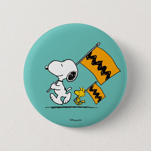 Peanuts | Snoopy & Woodstock Flags 6 Cm Round Badge (Front)