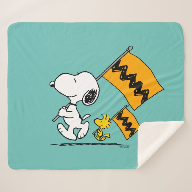 Peanuts | Snoopy & Woodstock Flags Sherpa Blanket (Front (Horizontal))