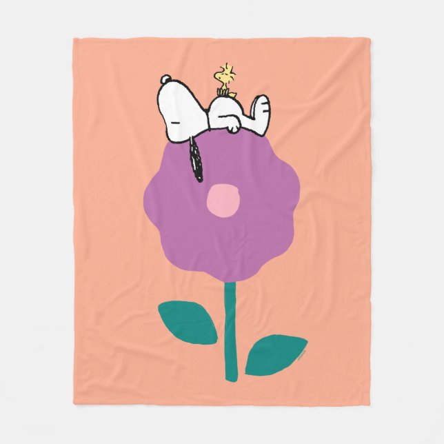 Peanuts | Snoopy & Woodstock Flower Whistle Fleece Blanket (Front)