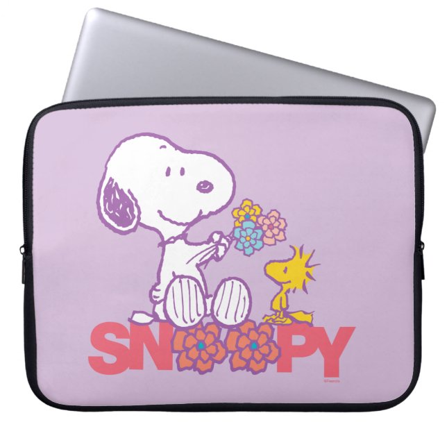 Peanuts | Snoopy & Woodstock Flowers Laptop Sleeve (Front)