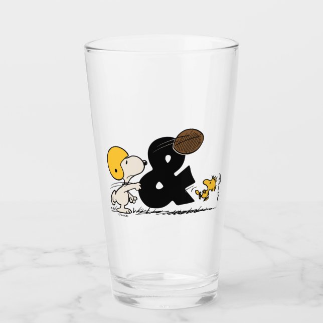 Peanuts | Snoopy & Woodstock Football Glass (Front)