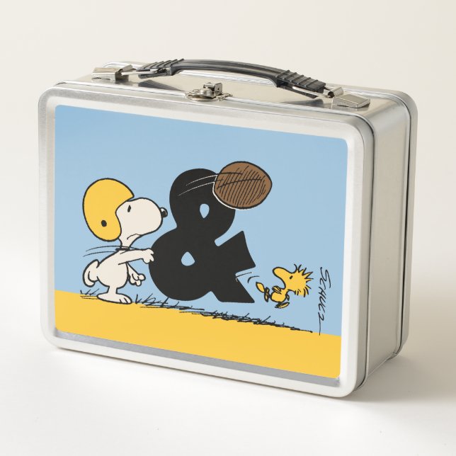 Peanuts | Snoopy & Woodstock Football Metal Lunch Box (Front)