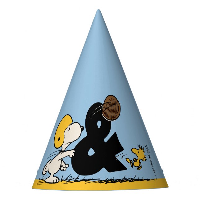 Peanuts | Snoopy & Woodstock Football Party Hat (Front)