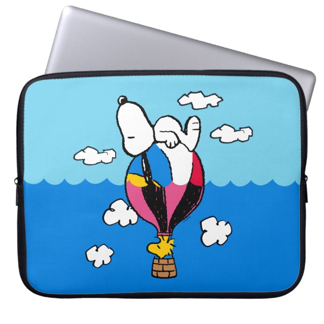 Peanuts | Snoopy & Woodstock Hot Air Balloon Laptop Sleeve (Front)
