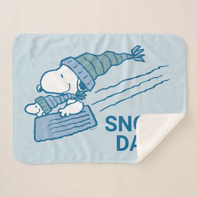 Peanuts | Snoopy & Woodstock Sledding Sherpa Blanket (Front (Horizontal))