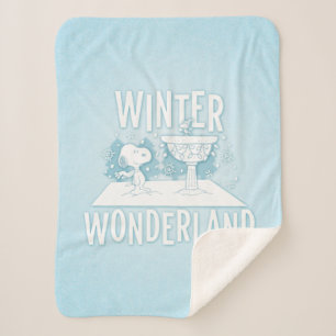 Peanuts   Snoopy & Woodstock Winter Wonderland Sherpa Blanket