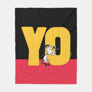 Peanuts   Snoopy YO Skateboard Fleece Blanket