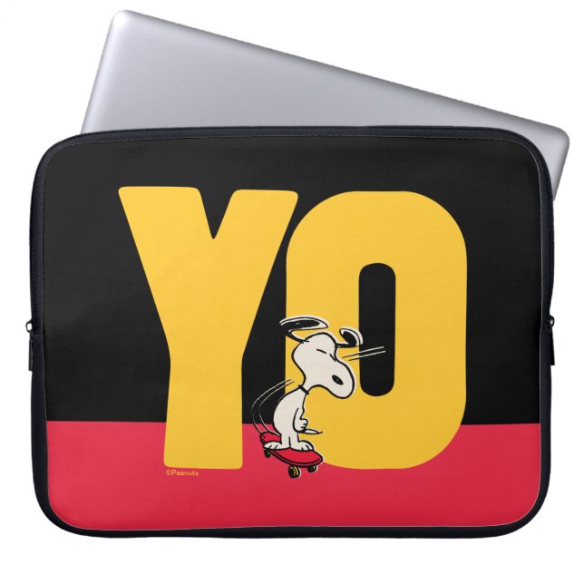 Peanuts | Snoopy YO Skateboard Laptop Sleeve (Front)