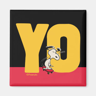 Peanuts   Snoopy YO Skateboard Magnet
