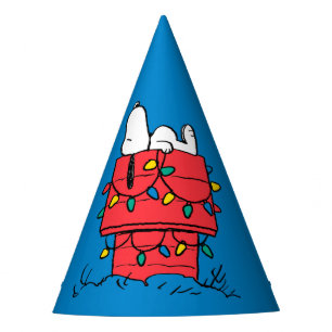 Peanuts Snoopy's Dog House With Lights Party Hat