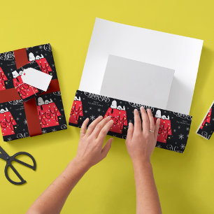 Peanuts   Snoopy's Holiday Dreamer Wrapping Paper