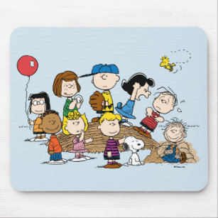 Peanuts   The Gang at the Pitcher's Mound Mouse Mat