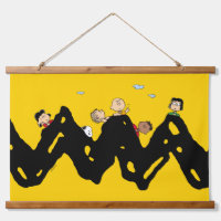 Peanuts | The Gang on the Zig Zag