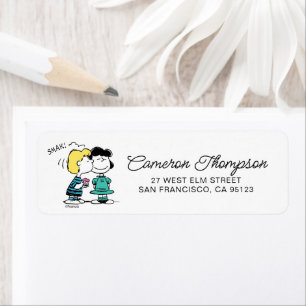 Peanuts   Valentine's Day   Lucy & Schroeder Kiss